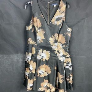 Tommy Hilfiger metallic floral cocktail- size 14